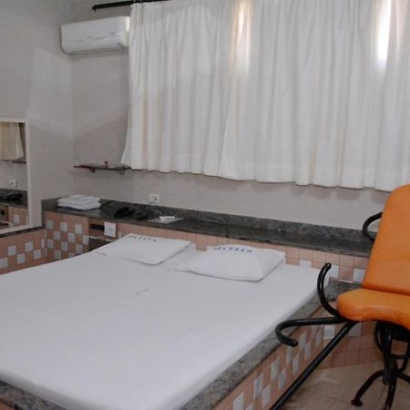 Motel Seculus Барретус Екстер'єр фото